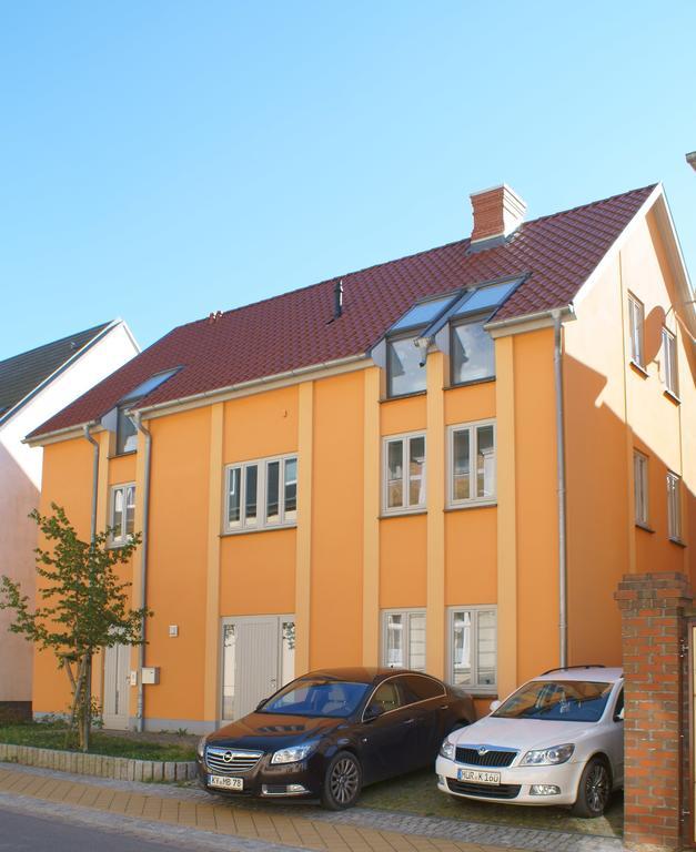 Apartment Yachthafen Waren Exterior foto