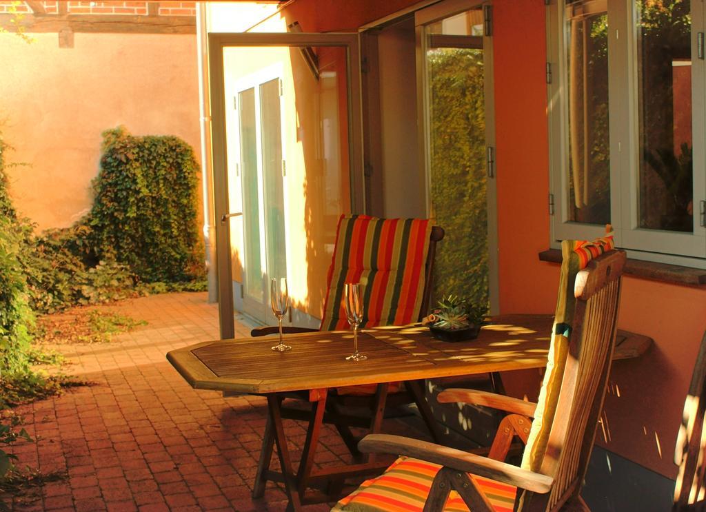 Apartment Yachthafen Waren Exterior foto