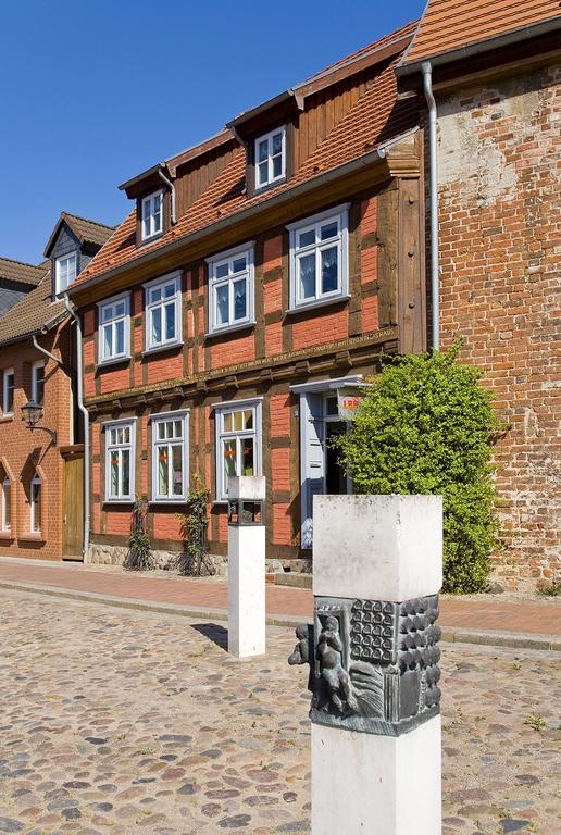 Apartment Yachthafen Waren Exterior foto