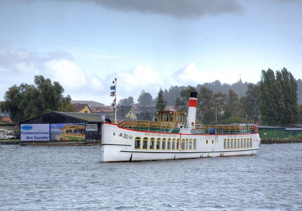 Apartment Yachthafen Waren Exterior foto